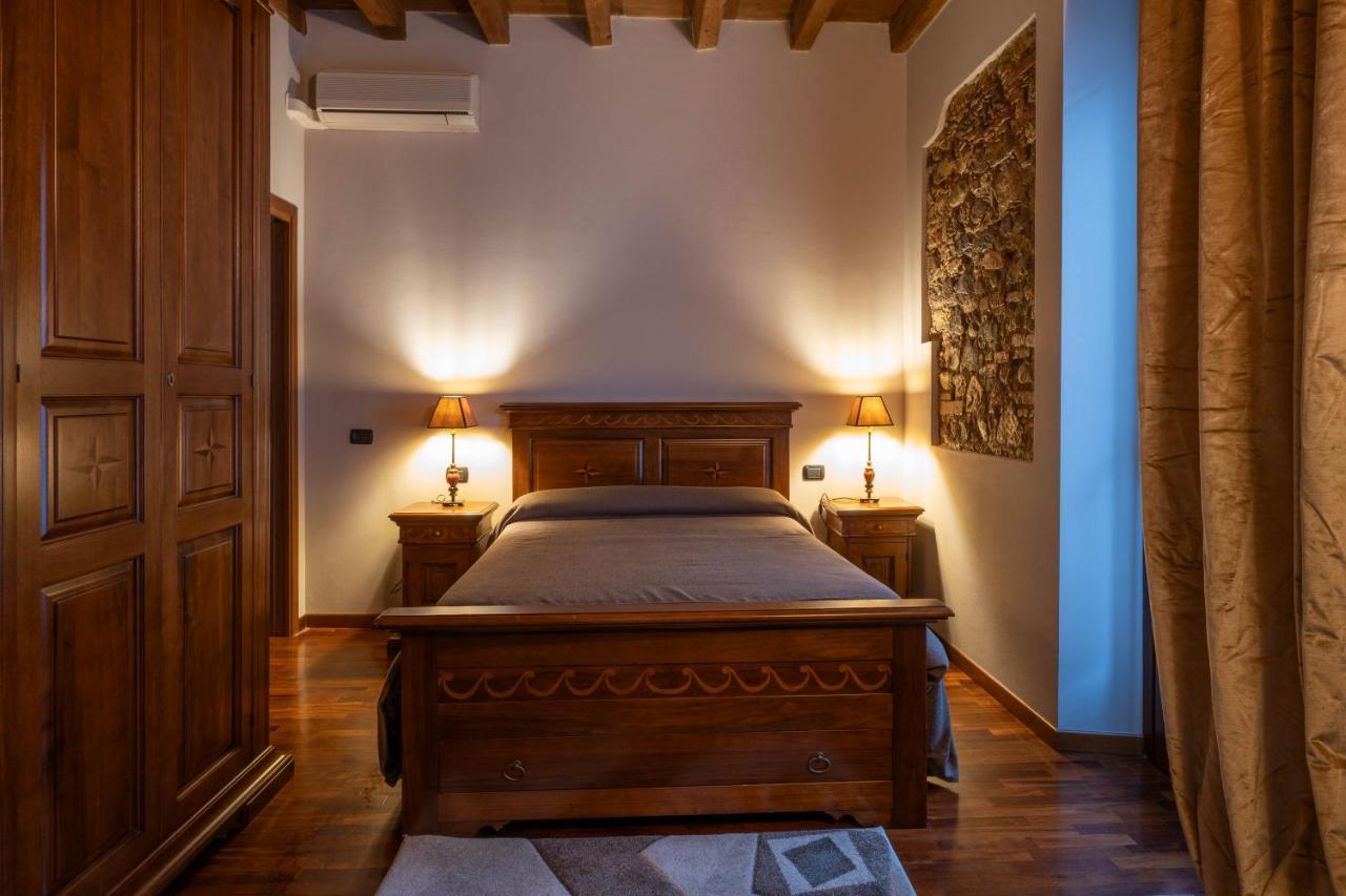 Napule...E Apartments Peschiera del Garda Kültér fotó